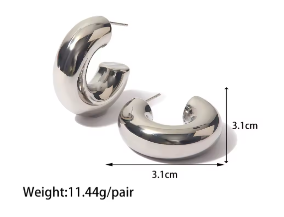 2 Pair Gold Hoop Earrings
