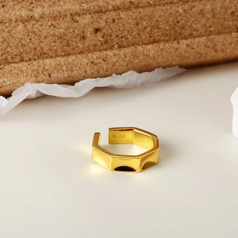Geometric Ring