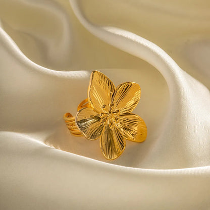Flower Gold Ring