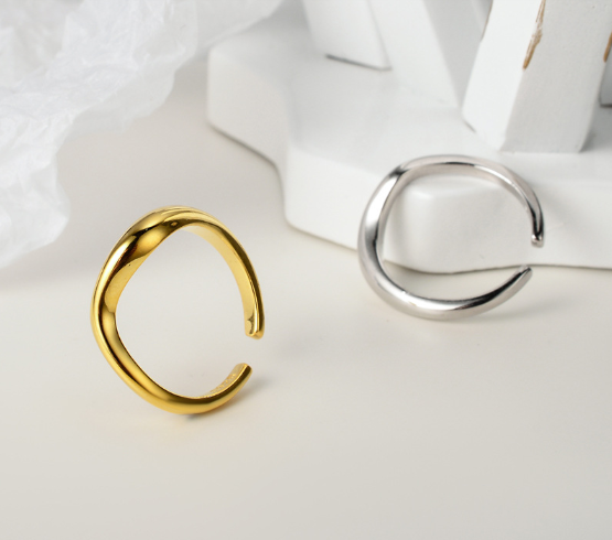 Simple Wave Ring