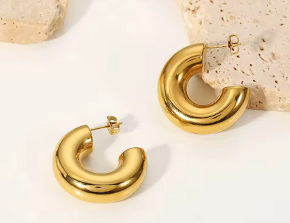 2 Pair Gold Hoop Earrings