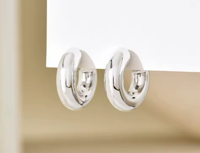 2 Pair Gold Hoop Earrings