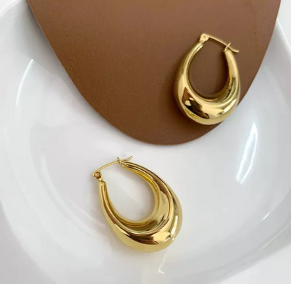 Oval Teardrop Hoop Earrings