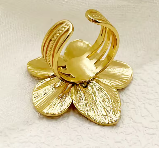 Flower Gold Ring