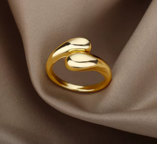 Cora Gold Ring