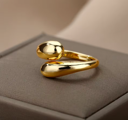 Cora Gold Ring