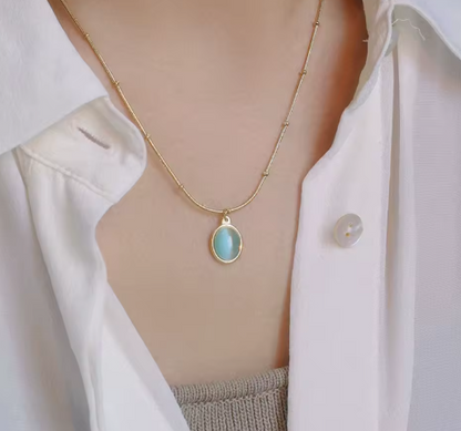 Oval Pendant Necklace