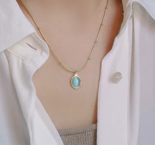 Oval Pendant Necklace