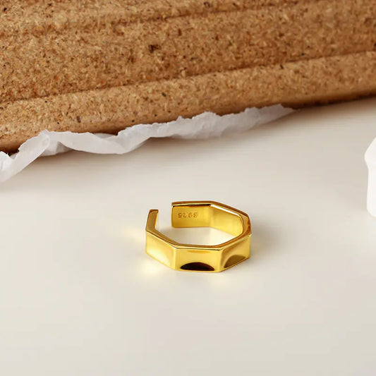 Geometric Ring