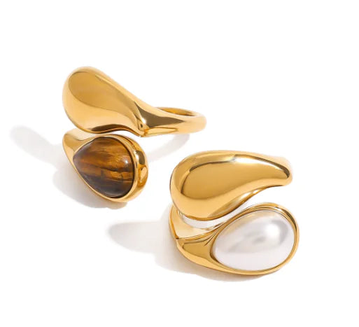 Drop Pearl Ring